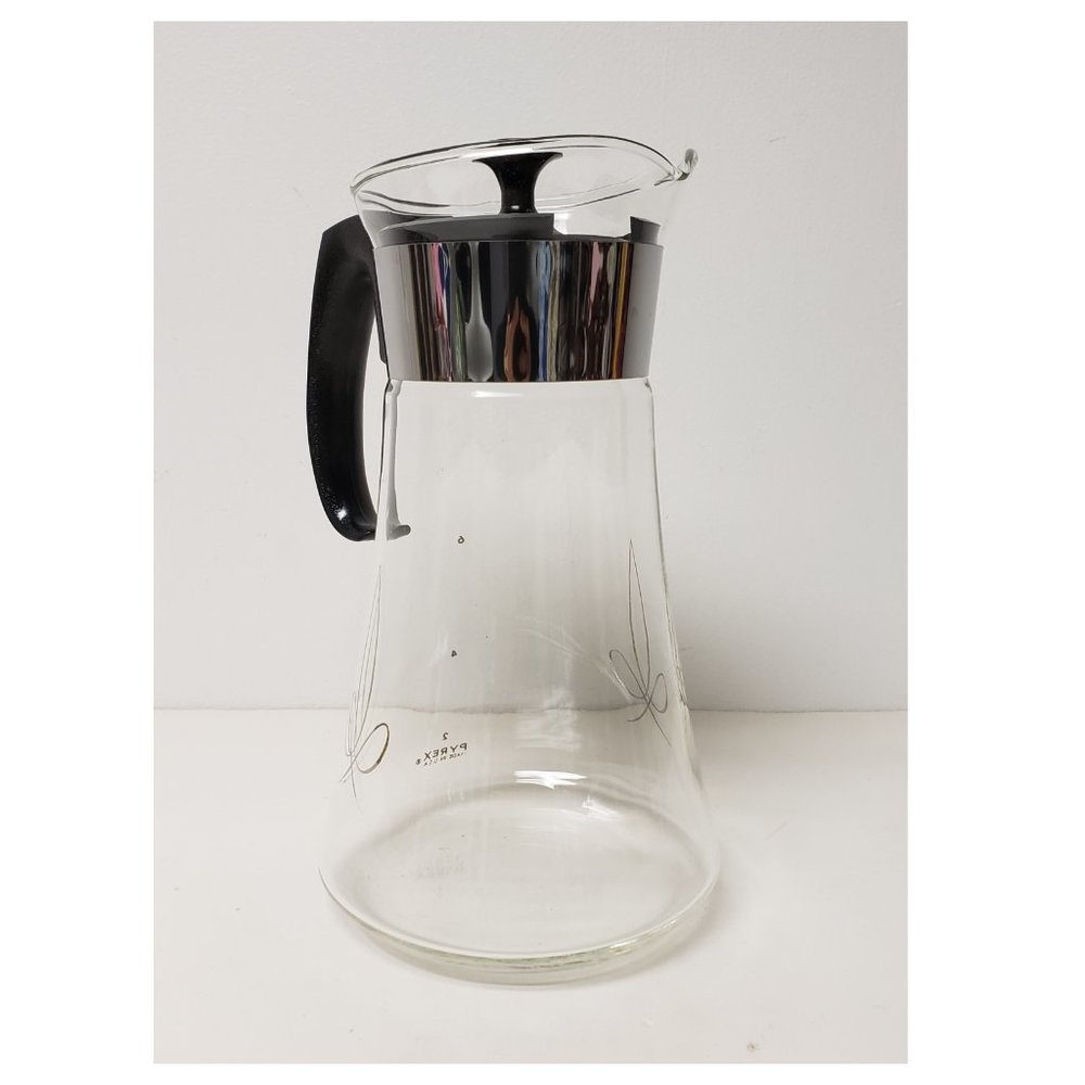 Pyrex mid century atomic 6-cup coffee carafe